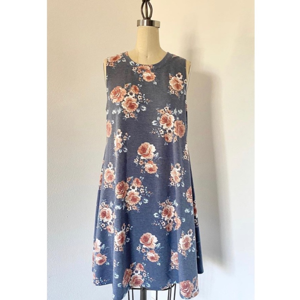 🎉🤰🏻HOST PICK🎉 Floral sleeveless dress